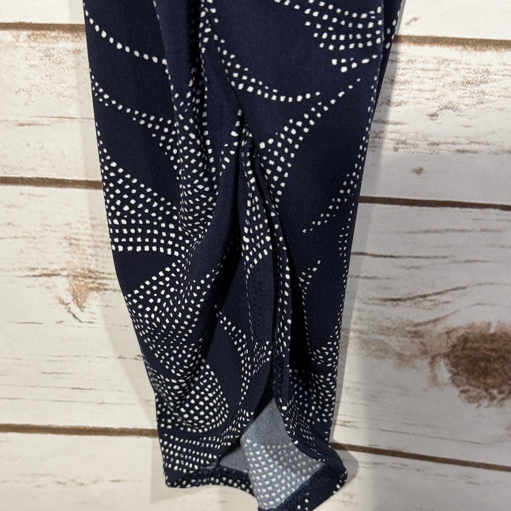 Susan Graver Navy and White Leaf Pattern Pull On Elastic Waist Genie Pants 1X - Picture 7 of 11
